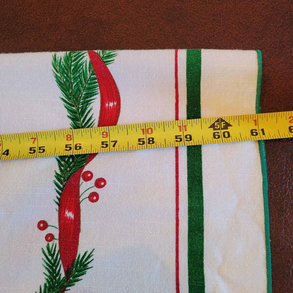 Holiday tablecloth - Picture 3 of 11
